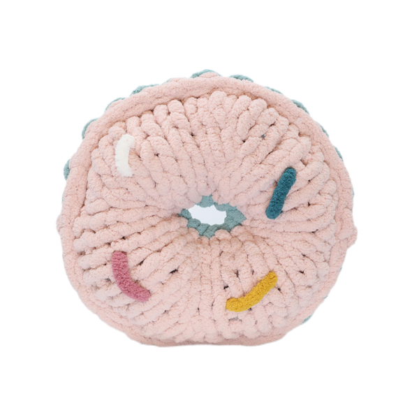 SUPER COZY HESAEN CHUNKY YARN PILLOW (DONUT PATTERN 2)